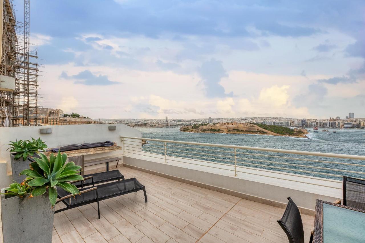 49/3 Seafront Duplex Penthouse In Валетта Экстерьер фото